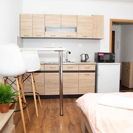 Cosy Studio In Nové Zámky エクステリア 写真