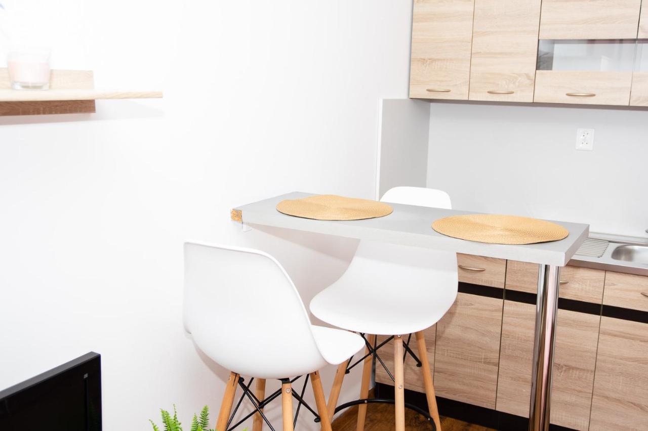 Cosy Studio In Nové Zámky エクステリア 写真