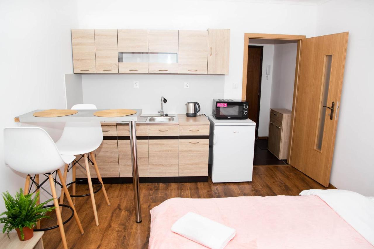 Cosy Studio In Nové Zámky エクステリア 写真